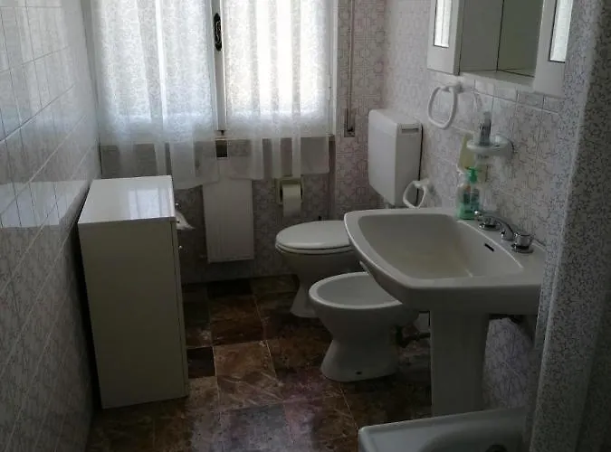 Con Giardino Διαμέρισμα *